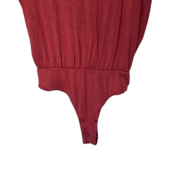 NWT Lulus Burgundy Rust Surplice Wrap Front V-Neck Short Sleeve Bodysuit - S - Picture 6 of 11